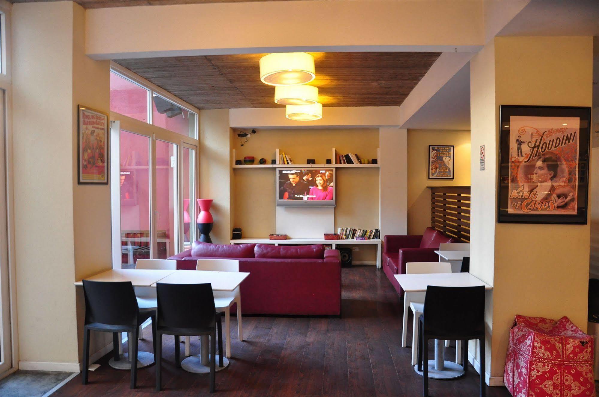 Circus Hostel Buenos Aires Zewnętrze zdjęcie